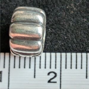 Pandora solid sterling silver S925 retired grooved clip charm 925 ALE 790163